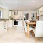 펜션 4 Bed In Sz267